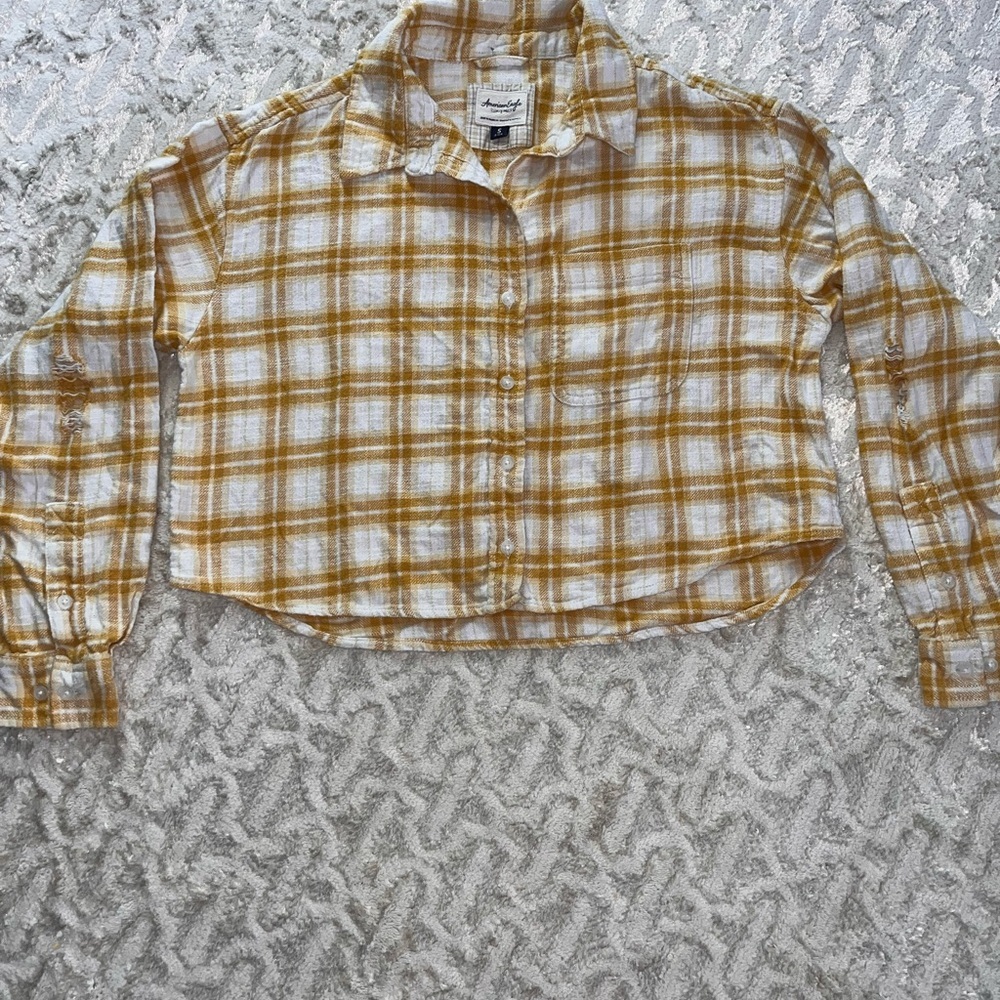 American eagle Yellow Plaid Cropped distressed Shirt